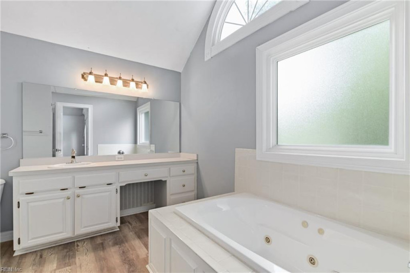 Photo 23 of 46 residential for sale in Chesapeake virginia