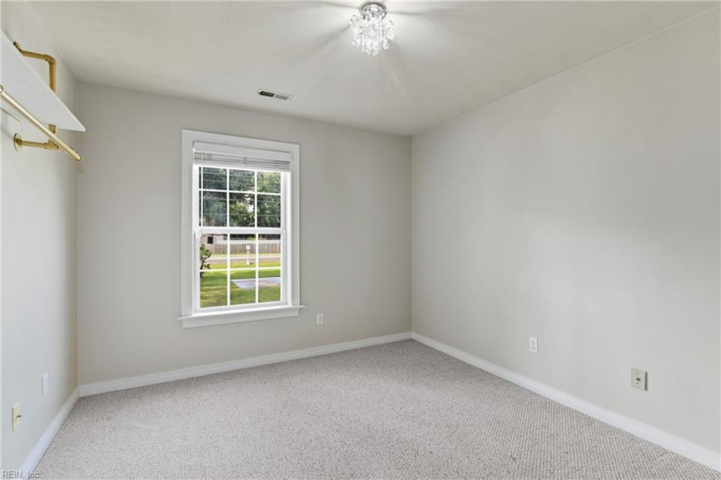 Photo 28 of 46 residential for sale in Chesapeake virginia