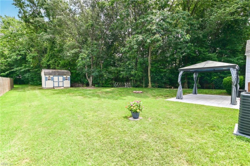 Photo 3 of 46 residential for sale in Chesapeake virginia