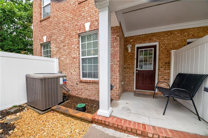 Photo 24 of 29 residential for sale in Chesapeake virginia