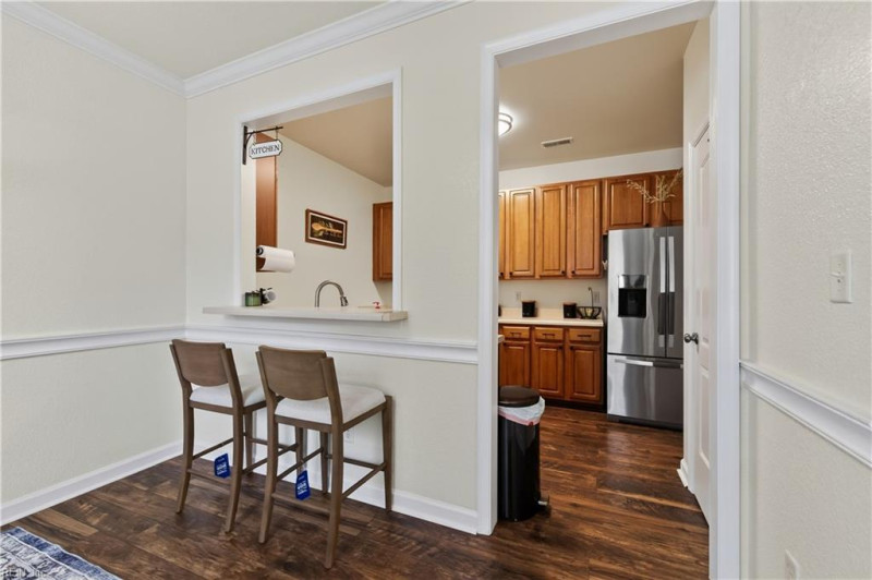 Photo 9 of 29 residential for sale in Chesapeake virginia