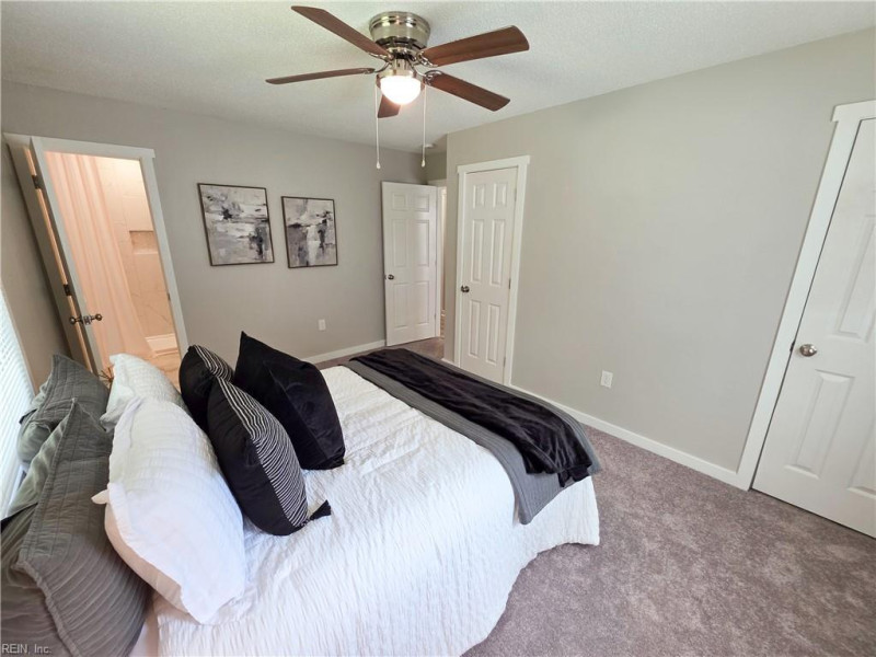 Photo 10 of 22 residential for sale in Moyock virginia