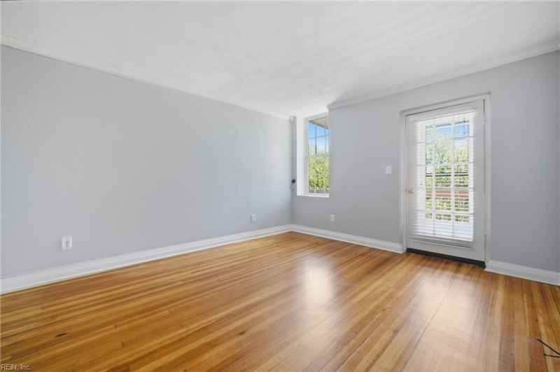 Photo 11 of 42 residential for sale in Norfolk virginia