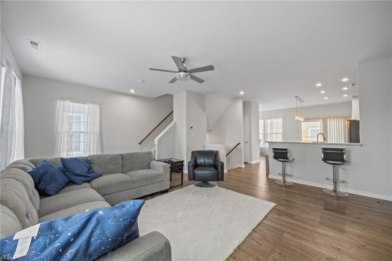 Photo 4 of 27 residential for sale in Hampton virginia