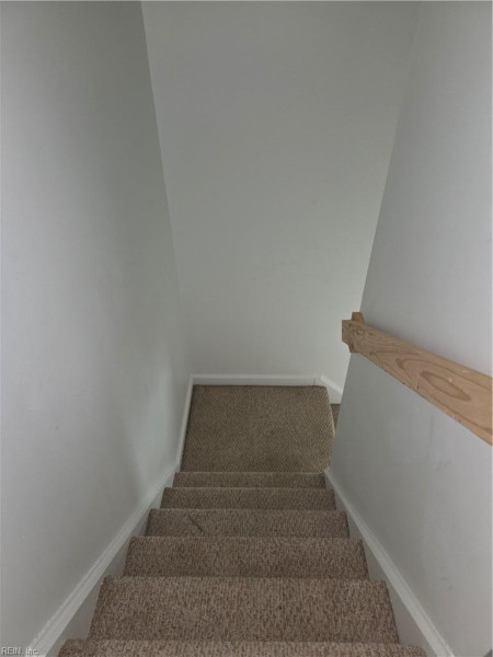Photo 17 of 42 residential for sale in Hampton virginia
