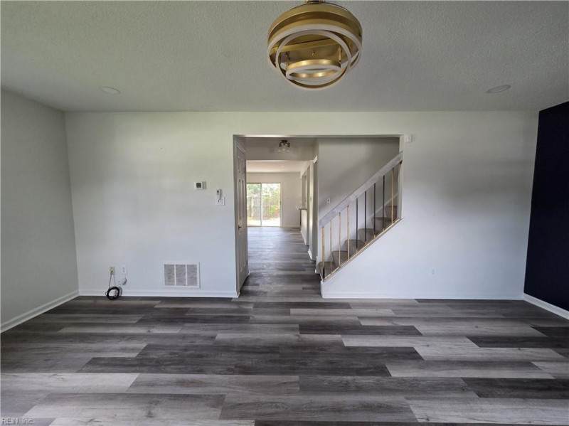 Photo 6 of 42 residential for sale in Hampton virginia