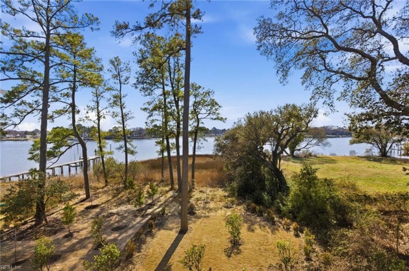 Photo 3 of 37 residential for sale in Norfolk virginia Photo 3 of 37 residential for sale in Norfolk virginia