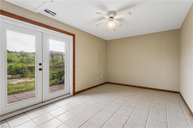 Photo 10 of 48 residential for sale in Norfolk virginia