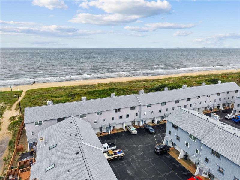 Photo 2 of 48 residential for sale in Norfolk virginia
