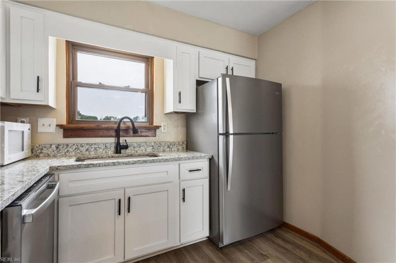 Photo 20 of 48 residential for sale in Norfolk virginia