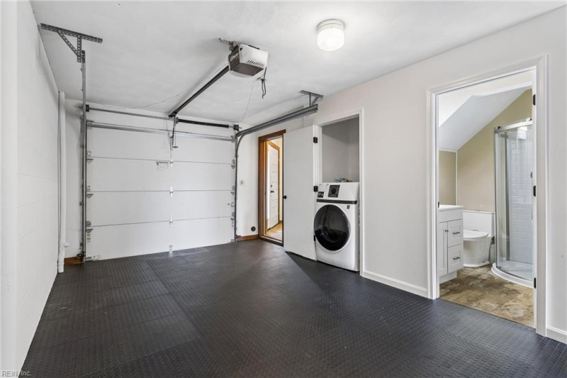 Photo 8 of 48 residential for sale in Norfolk virginia