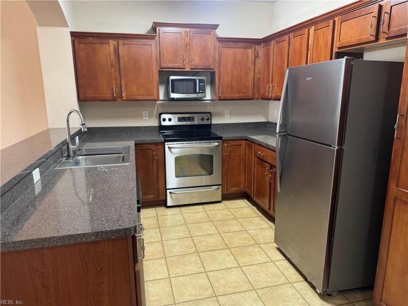 Photo 11 of 19 residential for sale in Isle of Wight County virginia