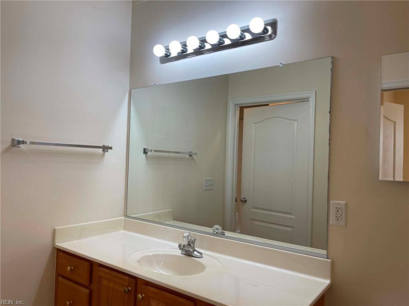 Photo 19 of 28 residential for sale in Virginia Beach virginia