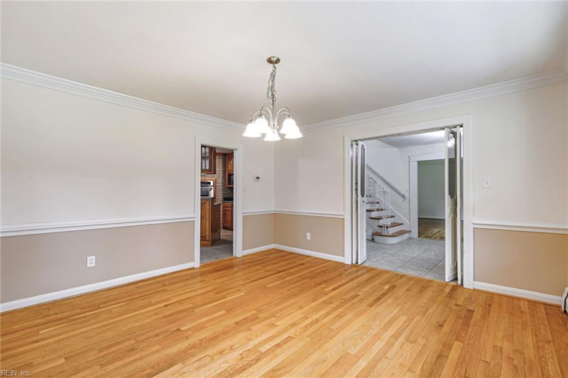 Photo 10 of 46 residential for sale in Newport News virginia