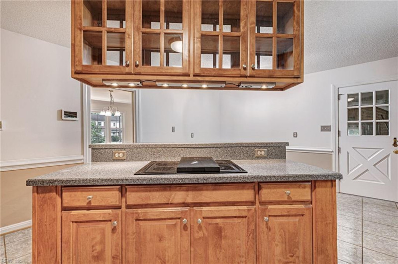 Photo 14 of 46 residential for sale in Newport News virginia