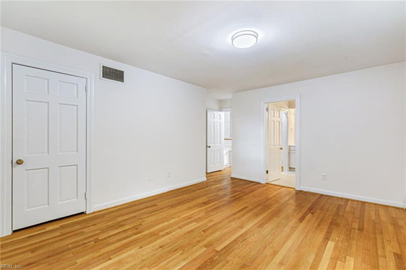 Photo 16 of 46 residential for sale in Newport News virginia