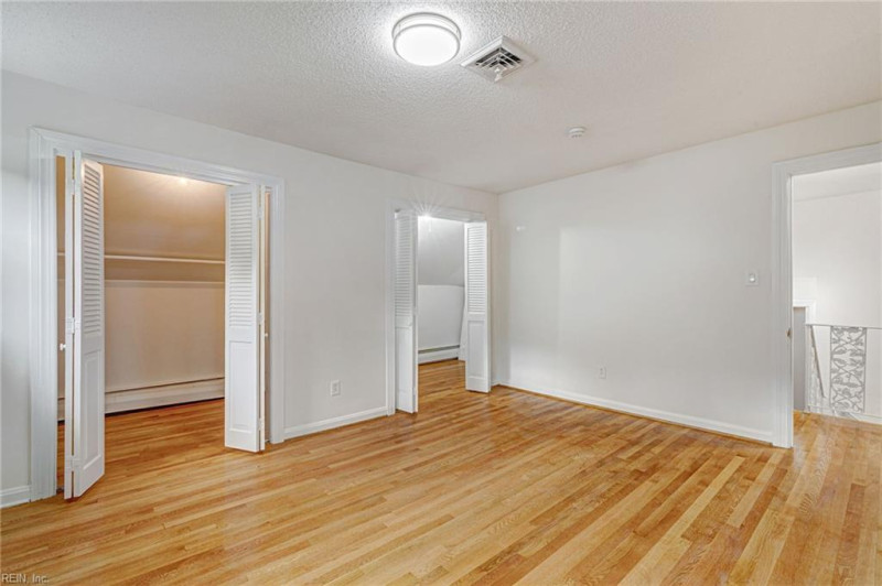 Photo 23 of 46 residential for sale in Newport News virginia