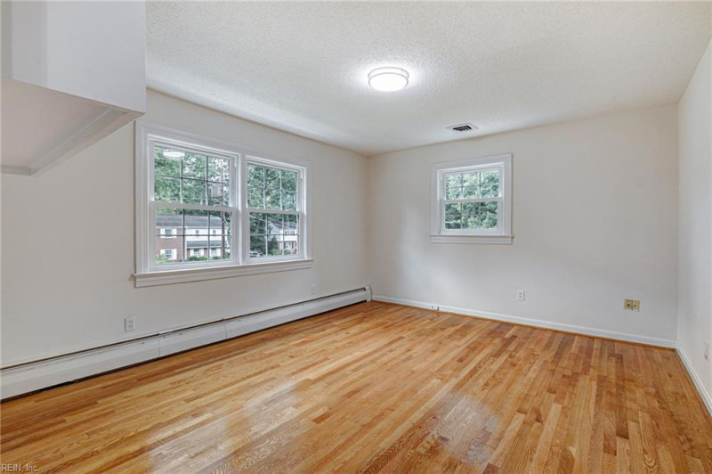 Photo 24 of 46 residential for sale in Newport News virginia