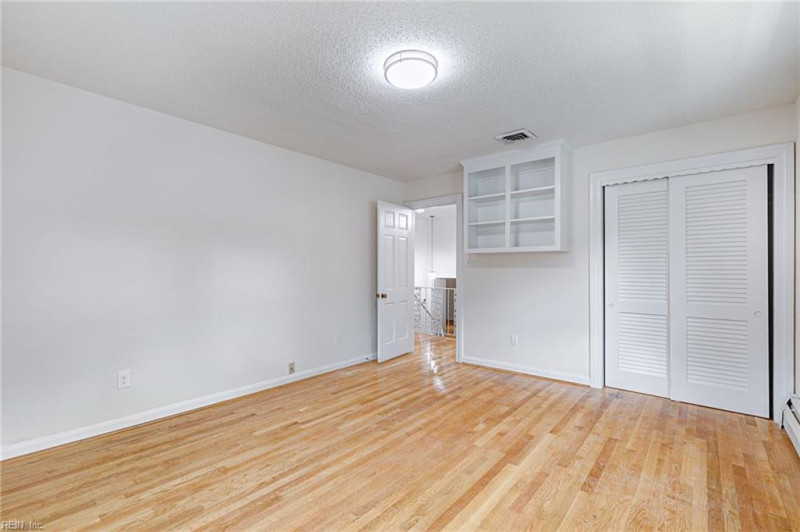 Photo 26 of 46 residential for sale in Newport News virginia