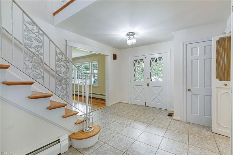 Photo 5 of 46 residential for sale in Newport News virginia