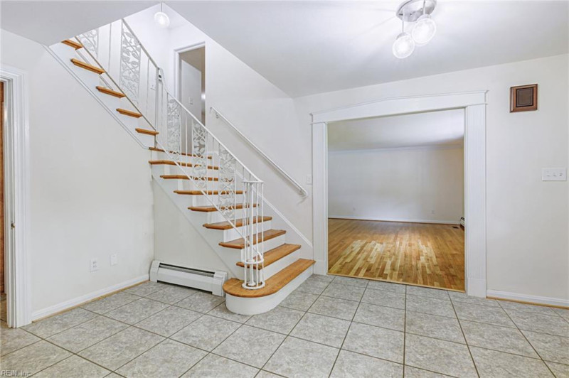 Photo 6 of 46 residential for sale in Newport News virginia