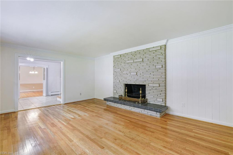 Photo 8 of 46 residential for sale in Newport News virginia