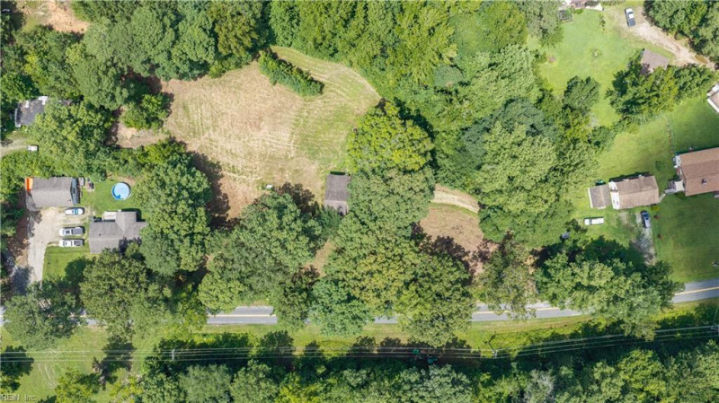 Photo 7 of 11 residential for sale in New Kent County virginia