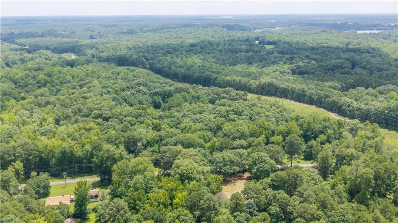 Photo 9 of 11 residential for sale in New Kent County virginia