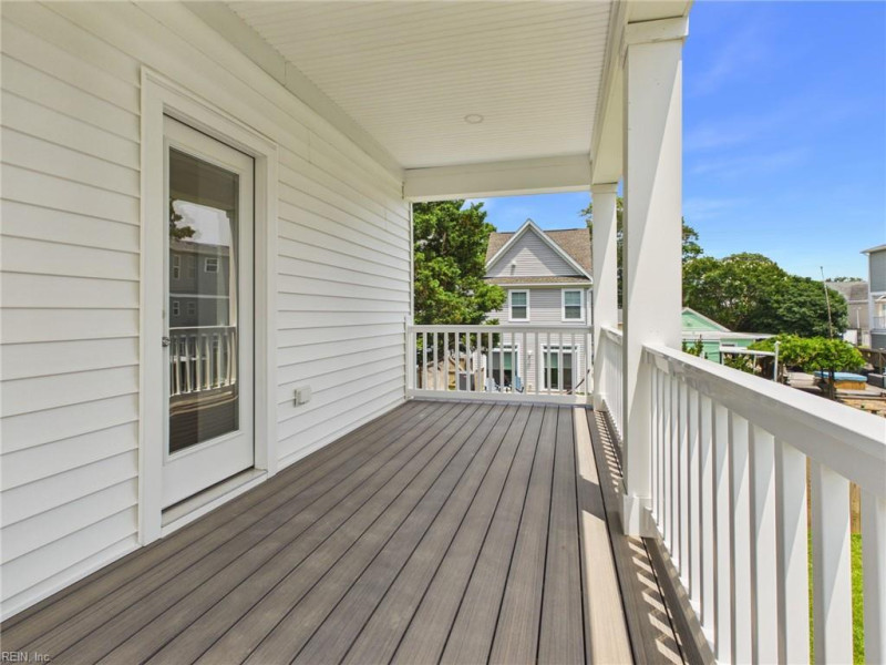 Photo 13 of 34 residential for sale in Virginia Beach virginia