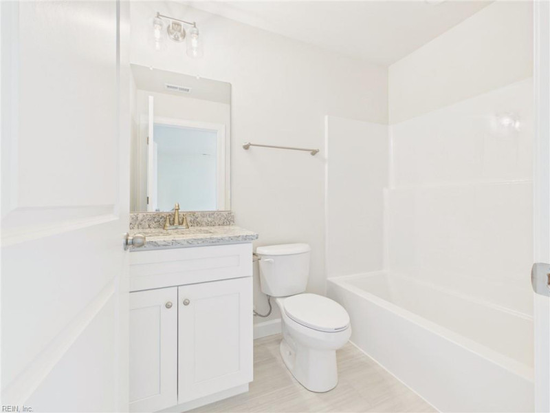Photo 18 of 34 residential for sale in Virginia Beach virginia