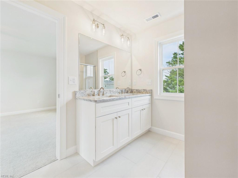 Photo 23 of 34 residential for sale in Virginia Beach virginia