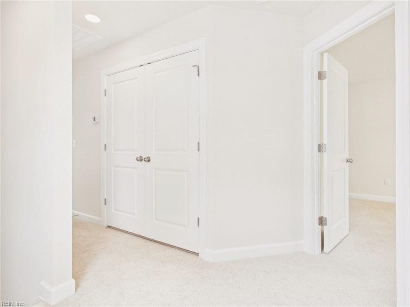 Photo 31 of 34 residential for sale in Virginia Beach virginia