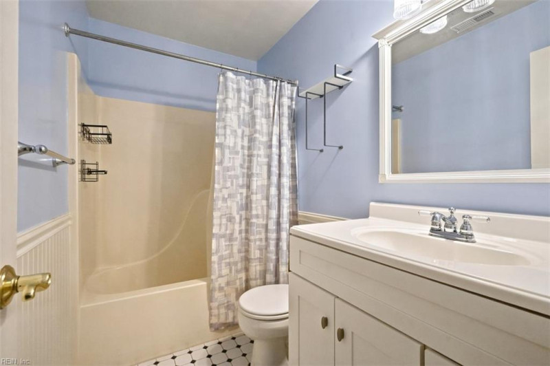 Photo 25 of 42 residential for sale in Suffolk virginia Photo 25 of 42 residential for sale in Suffolk virginia