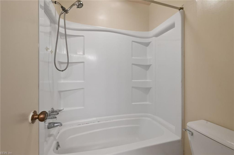 Photo 25 of 33 residential for sale in Virginia Beach virginia