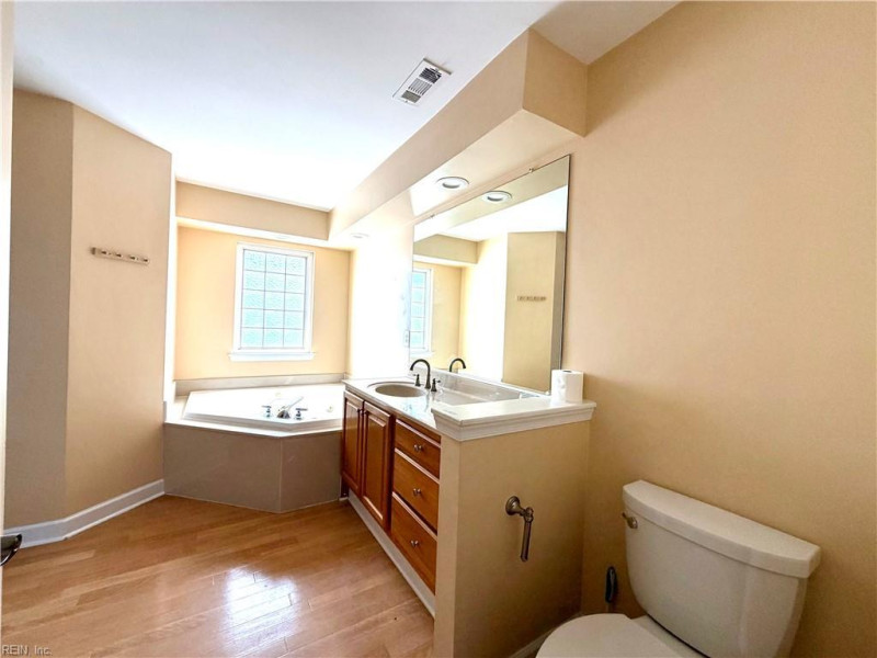 Photo 14 of 24 residential for sale in Virginia Beach virginia
