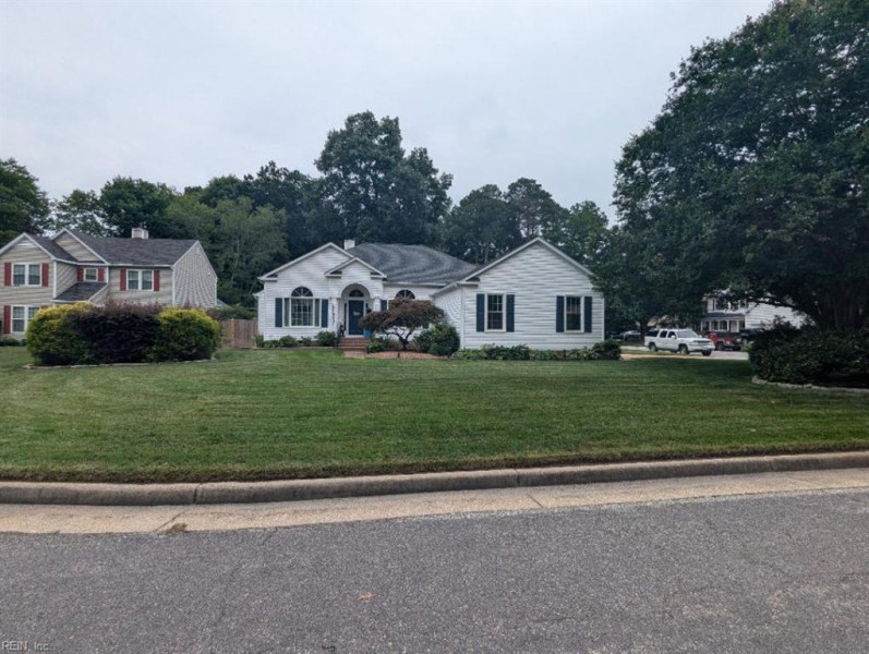 Photo 2 of 47 residential for sale in York County virginia