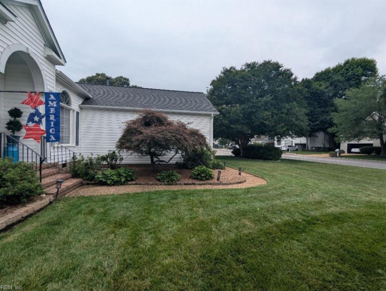 Photo 3 of 47 residential for sale in York County virginia
