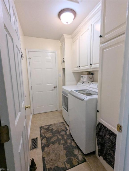 Photo 30 of 47 residential for sale in York County virginia