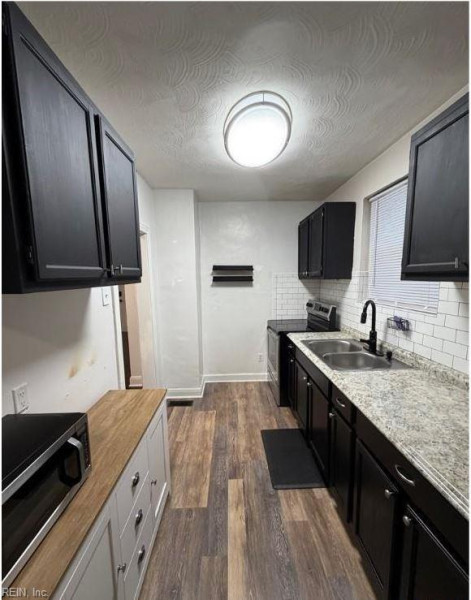 Photo 19 of 25 residential for sale in Hampton virginia
