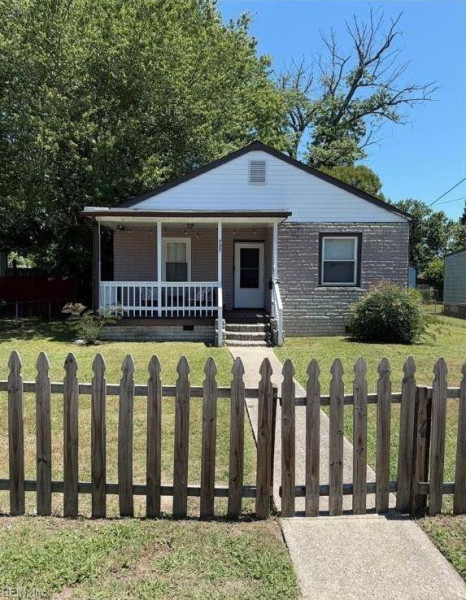 Photo 2 of 25 residential for sale in Hampton virginia