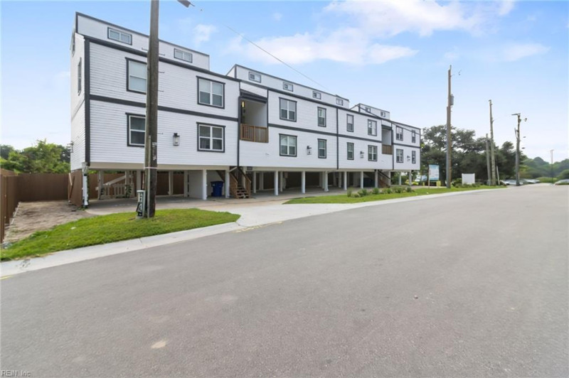 Photo 30 of 41 residential for sale in Norfolk virginia