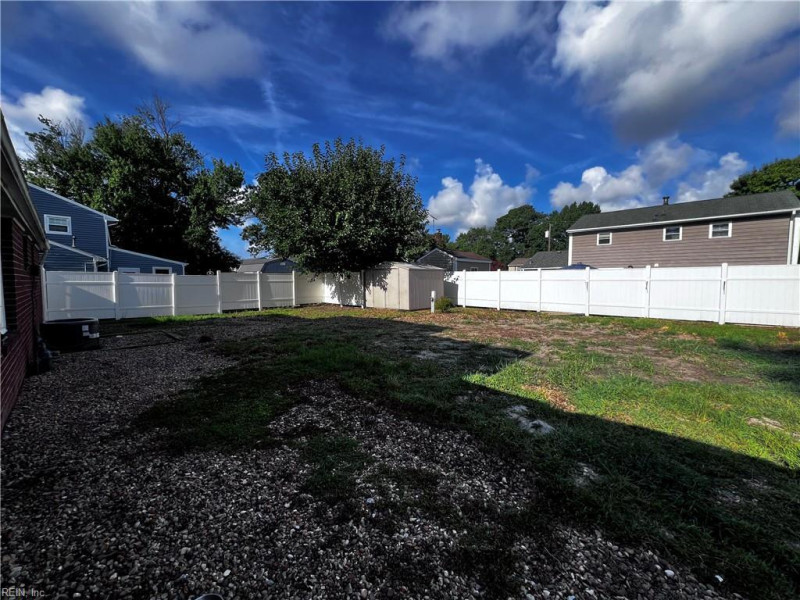 Photo 27 of 29 residential for sale in Virginia Beach virginia