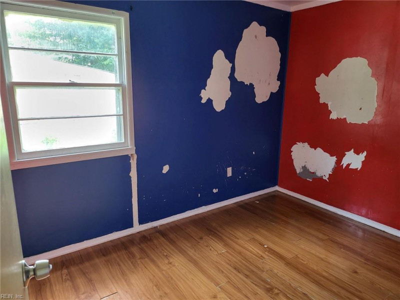 Photo 20 of 23 residential for sale in Hampton virginia