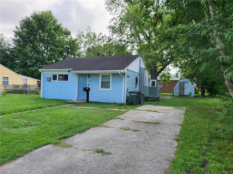 Photo 3 of 23 residential for sale in Hampton virginia