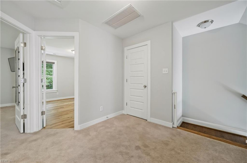 Photo 15 of 34 residential for sale in Poquoson virginia