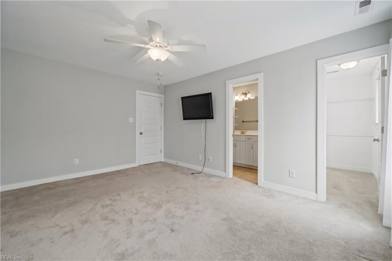 Photo 25 of 34 residential for sale in Poquoson virginia