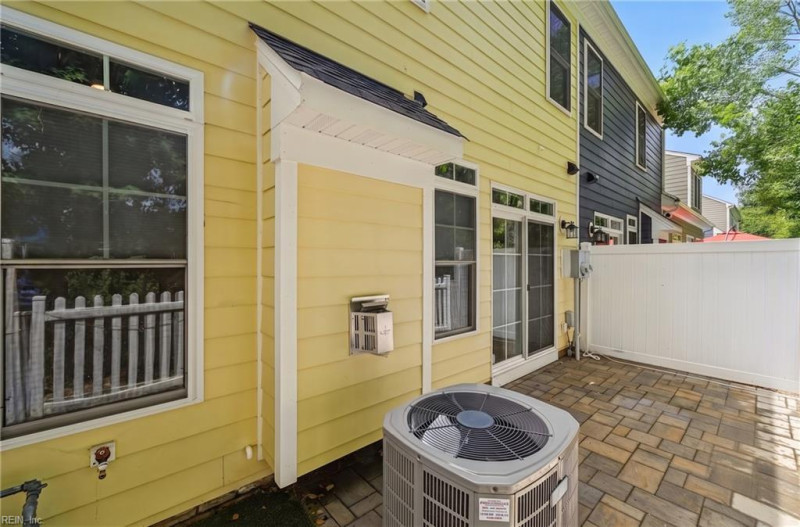Photo 33 of 34 residential for sale in Poquoson virginia