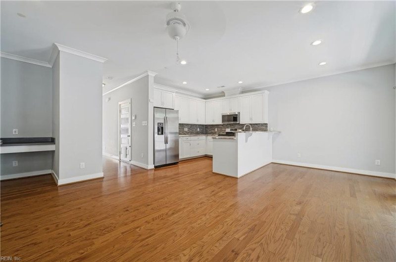 Photo 6 of 34 residential for sale in Poquoson virginia