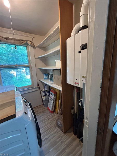 Photo 15 of 43 residential for sale in Portsmouth virginia