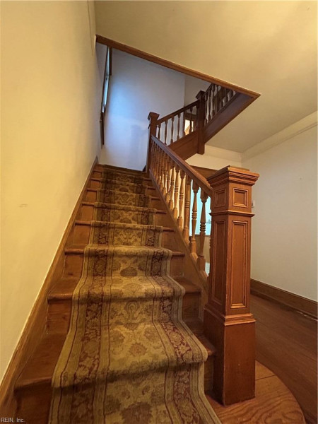 Photo 27 of 43 residential for sale in Portsmouth virginia